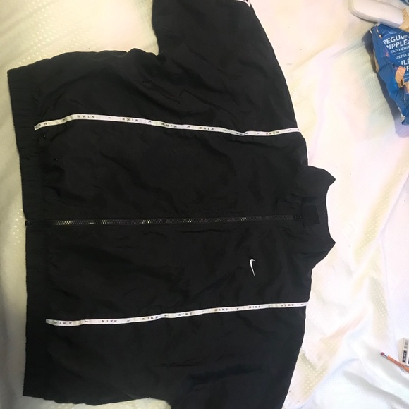 Nike spring jacket - Picture 2 of 2